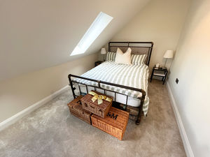 Photo 18- click for photo gallery